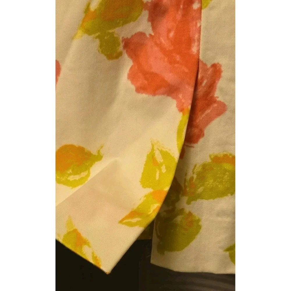 Ann Taylor Petite Floral Skirt Sz 6P White Pink Roses Pencil Stretch Back Zipper